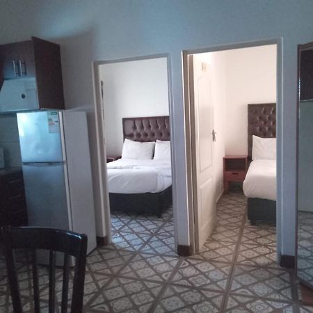 Victoria Guest Lodge Bellville Exterior foto